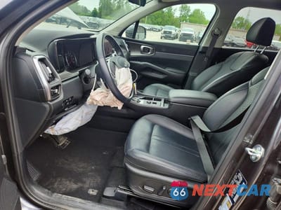 Zdjęcie 7 z 13 samochodu: 2024 KIA SORENTO EX VIN:KNDRHDLG4R5248154 - miniatura