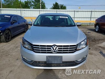 Piąte zdjęcie samochodu w środku: 2014 VOLKSWAGEN PASSAT SEL VIN:1VWCT7A33EC043482 - miniatura
