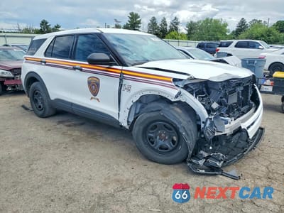 Czwarte zdjęcie samochodu z boku: 2021 FORD EXPLORER POLICE INTERCEPTOR VIN:1FM5K8AB5MGA87482 - miniatura