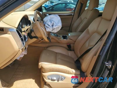 Zdjęcie 7 z 12 samochodu: 2012 PORSCHE CAYENNE S HYBRID VIN:WP1AE2A25CLA90118 - miniatura