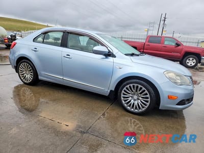 Czwarte zdjęcie samochodu z boku: 2010 SUZUKI KIZASHI SLS VIN:JS2RF9A76A6100226 - miniatura