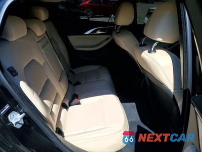 Zdjęcie 10 z 12 samochodu: 2018 INFINITI QX30 PREMIUM VIN:SJKCH5CR5JA046042 - miniatura