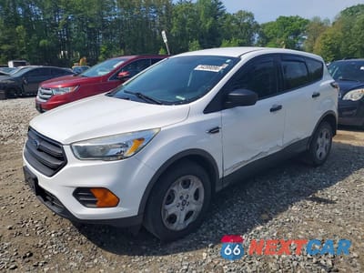 2017 FORD ESCAPE S 1FMCU0F78HUE27593 - główne zdjęcie licytacji z USA - miniatura