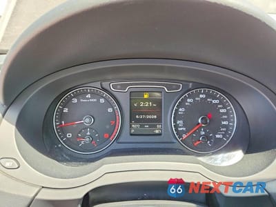 Zdjęcie 9 z 12 samochodu: 2015 AUDI Q3 PRESTIGE VIN:WA1GFCFS7FR009123 - miniatura