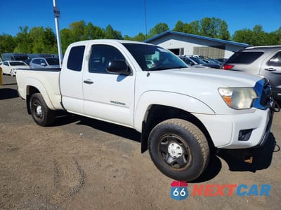 Czwarte zdjęcie samochodu z boku: 2012 TOYOTA TACOMA V6 VIN:5TFUU4EN4CX040093 - miniatura