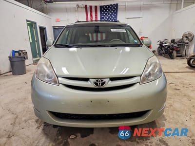Piąte zdjęcie samochodu w środku: 2007 TOYOTA SIENNA XLE 7-PASSENGER VIN:5TDZK22C97S076585 - miniatura