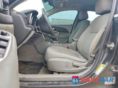 Zdjęcie 7 z 12 samochodu: 2015 CHEVROLET MALIBU LS VIN:1G11B5SL0FF337690 - miniatura