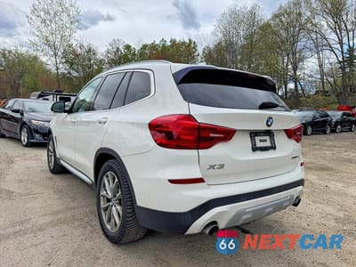 Trzecie zdjęcie samochodu z tyłu: 2019 BMW X3 XDRIVE30I VIN:5UXTR9C5XKLD96892 - miniatura