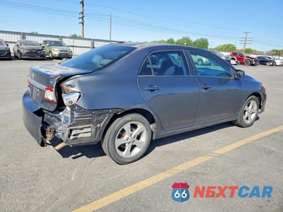 Trzecie zdjęcie samochodu z tyłu: 2011 TOYOTA COROLLA LE VIN:2T1BU4EE2BC595502 - miniatura