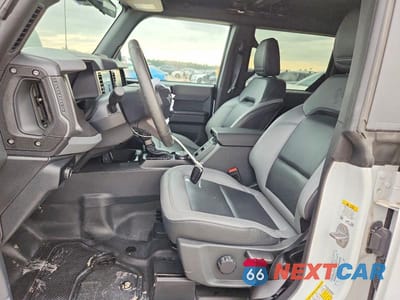 Zdjęcie 7 z 13 samochodu: 2024 FORD BRONCO BIG BEND VIN:1FMDE7BH6RLB34713 - miniatura