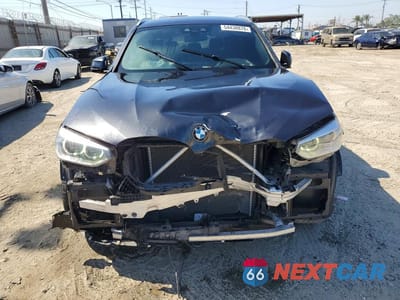 Piąte zdjęcie samochodu w środku: 2019 BMW X3 SDRIVE30I VIN:5UXTR7C55KLF23441 - miniatura