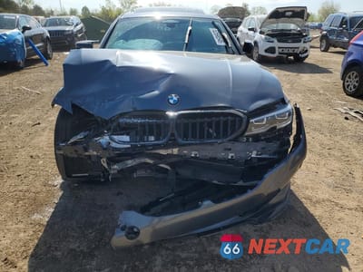 Piąte zdjęcie samochodu w środku: 2021 BMW 530 VIN:3MW5U9J05M8B50465 - miniatura