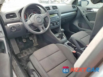 Zdjęcie 8 z 13 samochodu: 2011 VOLKSWAGEN GOLF VIN:WVWAA7AJ7BW018710 - miniatura