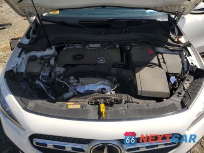 Zdjęcie 12 z 14 samochodu: 2022 MERCEDES-BENZ GLA 250 4MATIC VIN:W1N4N4HB0NJ408976 - miniatura