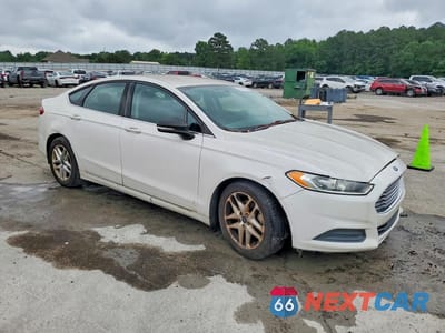 Czwarte zdjęcie samochodu z boku: 2015 FORD FUSION SE VIN:1FA6P0H75F5105349 - miniatura