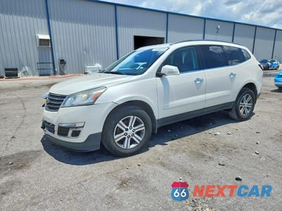 2015 CHEVROLET TRAVERSE LT 1GNKRHKD3FJ135867 - główne zdjęcie licytacji z USA - miniatura