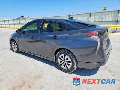 Drugie zdjęcie samochodu z przodu: 2018 TOYOTA PRIUS TWO VIN:JTDKBRFU2J3067524 - miniatura