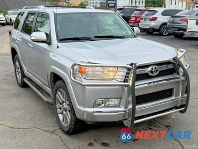 Czwarte zdjęcie samochodu z boku: 2011 TOYOTA 4RUNNER LIMITED VIN:JTEBU5JR1B5069241 - miniatura