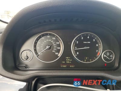 Zdjęcie 9 z 13 samochodu: 2014 BMW X3 XDRIVE28I VIN:5UXWX9C50E0D29761 - miniatura