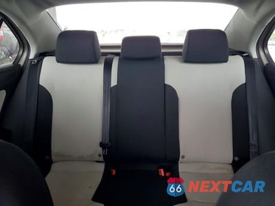 Zdjęcie 10 z 13 samochodu: 2015 VOLKSWAGEN JETTA BASE VIN:3VW2K7AJ7FM213162 - miniatura
