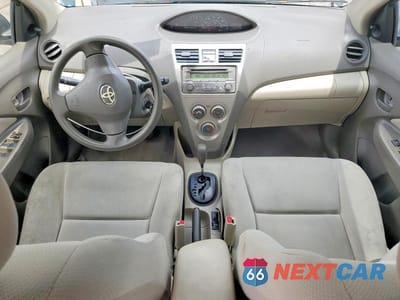 Zdjęcie 8 z 13 samochodu: 2012 TOYOTA YARIS FLEET VIN:JTDBT4K35CL018446 - miniatura