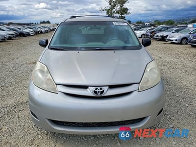 Piąte zdjęcie samochodu w środku: 2007 TOYOTA SIENNA LE 8-PASSENGER VIN:5TDZK23C07S057602 - miniatura