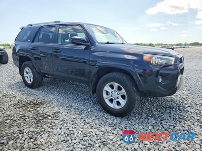 Czwarte zdjęcie samochodu z boku: 2021 TOYOTA 4RUNNER SR5 VIN:JTEMU5JR1M5938254 - miniatura