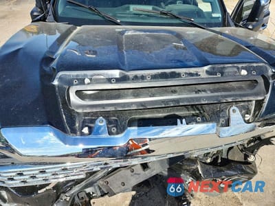 Zdjęcie 11 z 12 samochodu: 2021 GMC SIERRA K2500 DENALI VIN:1GT49REY5MF226676 - miniatura