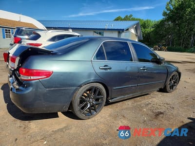 Trzecie zdjęcie samochodu z tyłu: 2004 HONDA ACCORD EX VIN:1HGCM56834A095103 - miniatura