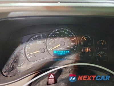 Zdjęcie 9 z 13 samochodu: 2002 GMC YUKON XL K1500 VIN:3GKFK16Z32G320612 - miniatura