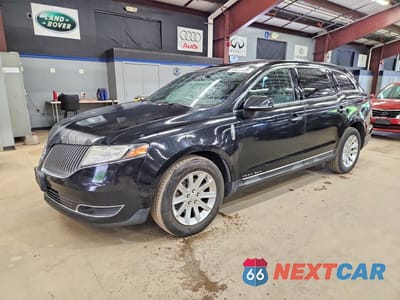 2014 LINCOLN MKT 2LMHJ5NK7EBL55938 - główne zdjęcie licytacji z USA - miniatura