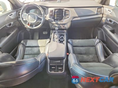 Zdjęcie 8 z 13 samochodu: 2017 VOLVO XC90 T6 VIN:YV4A22PMXH1169948 - miniatura