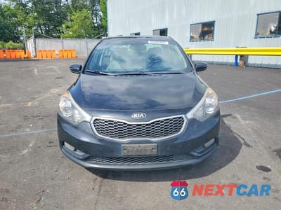 Piąte zdjęcie samochodu w środku: 2014 KIA FORTE EX VIN:KNAFZ4A88E5069389 - miniatura