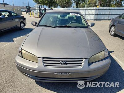 Piąte zdjęcie samochodu w środku: 1999 TOYOTA CAMRY CE VIN:4T1BG22K9XU579647 - miniatura