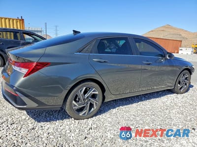 Trzecie zdjęcie samochodu z tyłu: 2024 HYUNDAI ELANTRA LIMITED VIN:KMHLP4DG1RU797626 - miniatura