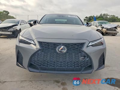 Piąte zdjęcie samochodu w środku: 2024 LEXUS IS 350 F SPORT VIN:JTHGZ1E22R5036257 - miniatura