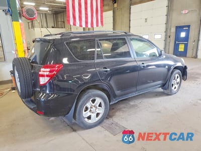 Trzecie zdjęcie samochodu z tyłu: 2011 TOYOTA RAV4 BASE VIN:2T3BF4DV8BW145676 - miniatura