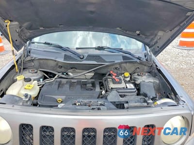 Zdjęcie 11 z 12 samochodu: 2012 JEEP PATRIOT LATITUDE VIN:1C4NJRFB7CD570171 - miniatura