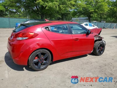 Trzecie zdjęcie samochodu z tyłu: 2014 HYUNDAI VELOSTER BASE VIN:KMHTC6AD3EU206031 - miniatura