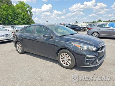 Czwarte zdjęcie samochodu z boku: 2020 KIA FORTE FE VIN:3KPF24AD3LE182043 - miniatura