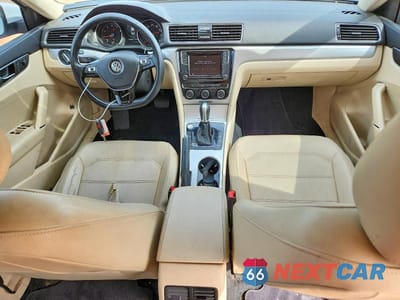 Zdjęcie 8 z 12 samochodu: 2019 VOLKSWAGEN PASSAT WOLFSBURG VIN:1VWLA7A32KC012029 - miniatura