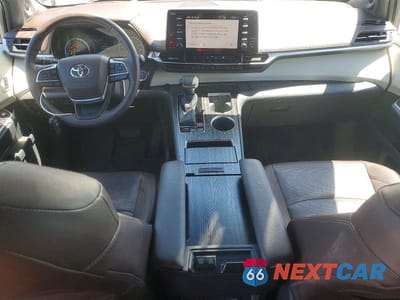 Zdjęcie 8 z 14 samochodu: 2021 TOYOTA SIENNA PLATINUM 7-PASSENGER VIN:5TDESKFC7MS003932 - miniatura