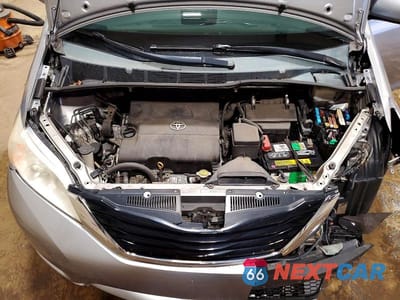 Zdjęcie 12 z 14 samochodu: 2011 TOYOTA SIENNA XLE 7-PASSENGER VIN:5TDDK3DC3BS010555 - miniatura