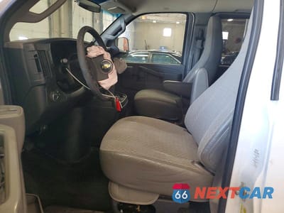 Zdjęcie 7 z 14 samochodu: 2016 CHEVROLET EXPRESS G3500 LT VIN:1GAZGPFG0G1172039 - miniatura
