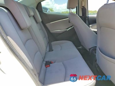 Zdjęcie 10 z 12 samochodu: 2019 TOYOTA YARIS L VIN:3MYDLBYV2KY505441 - miniatura