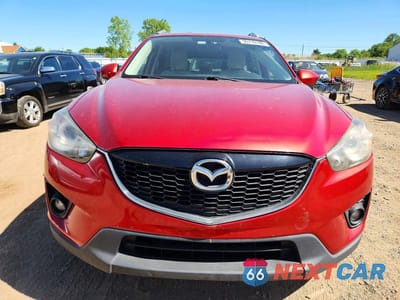 Piąte zdjęcie samochodu w środku: 2014 MAZDA CX-5 VIN:JM3KE2CY8E0373809 - miniatura