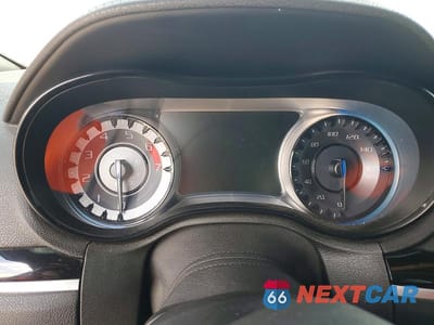 Zdjęcie 9 z 12 samochodu: 2023 CHRYSLER 300 S VIN:2C3CCABT9PH561213 - miniatura