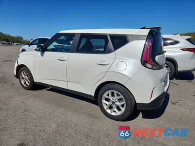 Drugie zdjęcie samochodu z przodu: 2023 KIA SOUL LX VIN:KNDJ23AU8P7860716 - miniatura