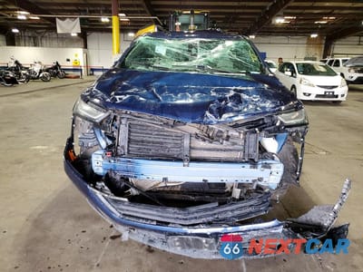 Piąte zdjęcie samochodu w środku: 2022 CHEVROLET TRAVERSE 1LT VIN:1GNERLKW6NJ160746 - miniatura