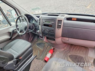Zdjęcie 8 z 12 samochodu: 2012 FREIGHTLINER SPRINTER 2500 DELIVERY VAN VIN:WDYPE8CC6C5674489 - miniatura